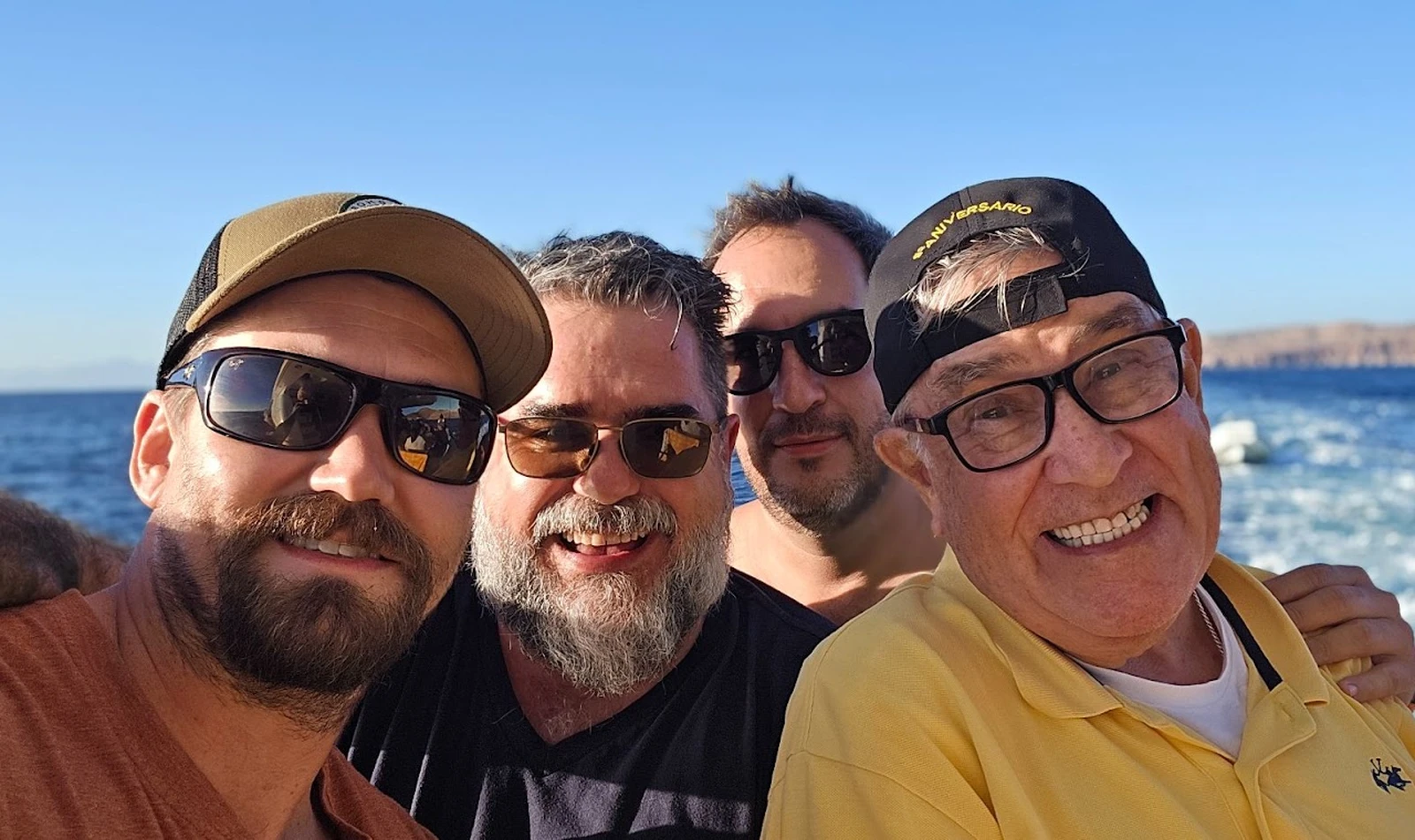 Navegando con los Nuestros